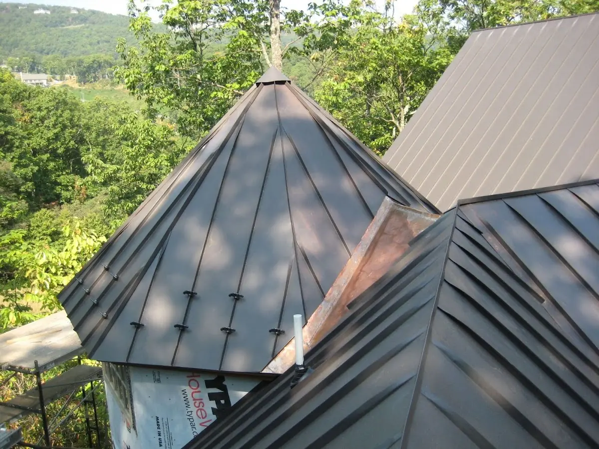Professional Roof Tarp Installation by Craftsman Roofing in Beartown